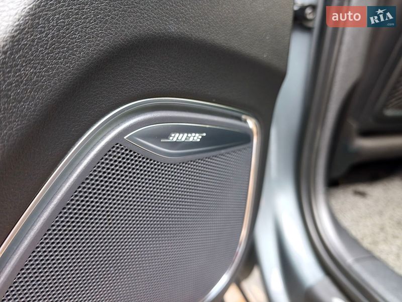Позашляховик / Кросовер Audi Q3 2014 в Бердичеві