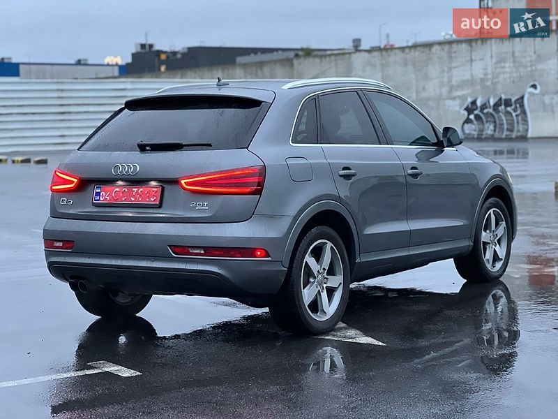 Внедорожник / Кроссовер Audi Q3 2015 в Львове