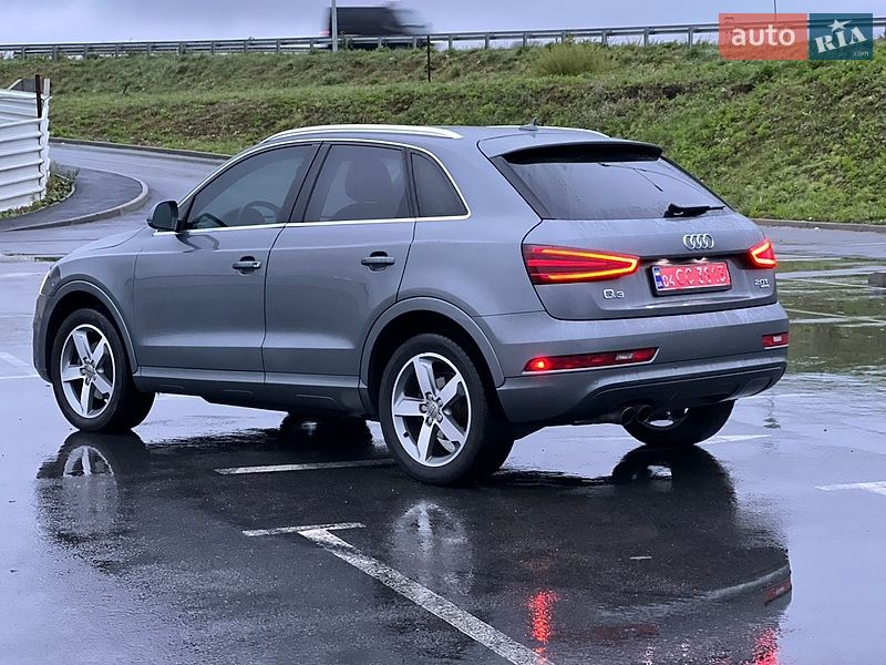 Внедорожник / Кроссовер Audi Q3 2015 в Львове