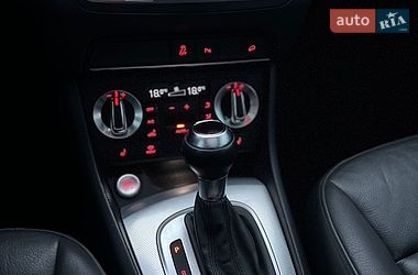 Внедорожник / Кроссовер Audi Q3 2015 в Львове