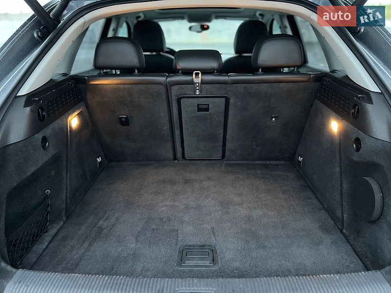 Внедорожник / Кроссовер Audi Q3 2015 в Львове