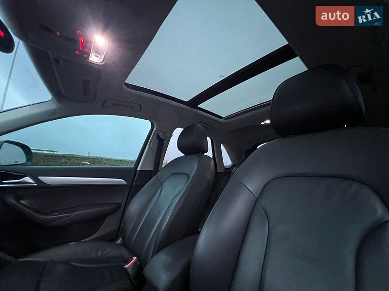 Внедорожник / Кроссовер Audi Q3 2015 в Львове
