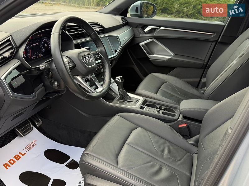 Внедорожник / Кроссовер Audi Q3 2020 в Львове