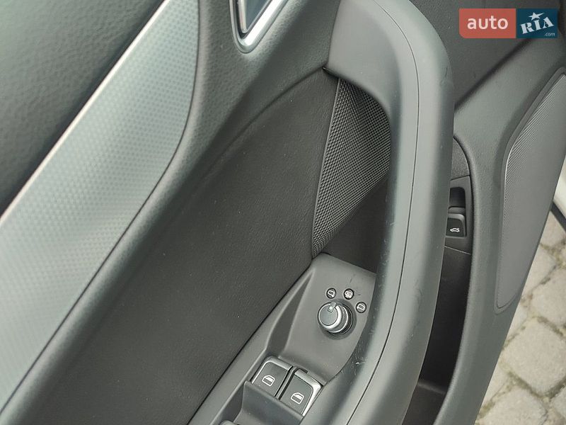Позашляховик / Кросовер Audi Q3 2018 в Львові