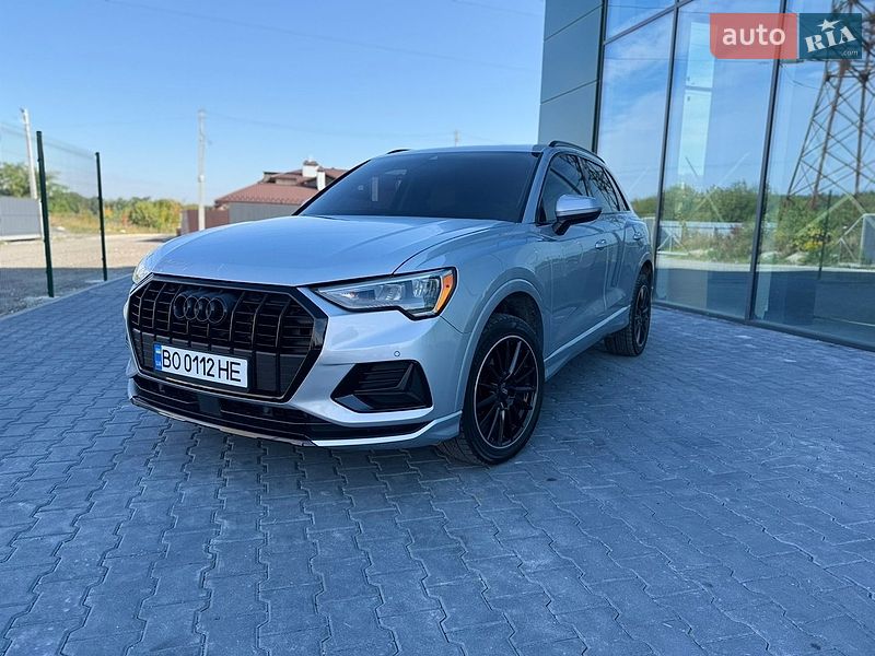 Внедорожник / Кроссовер Audi Q3 2020 в Тернополе