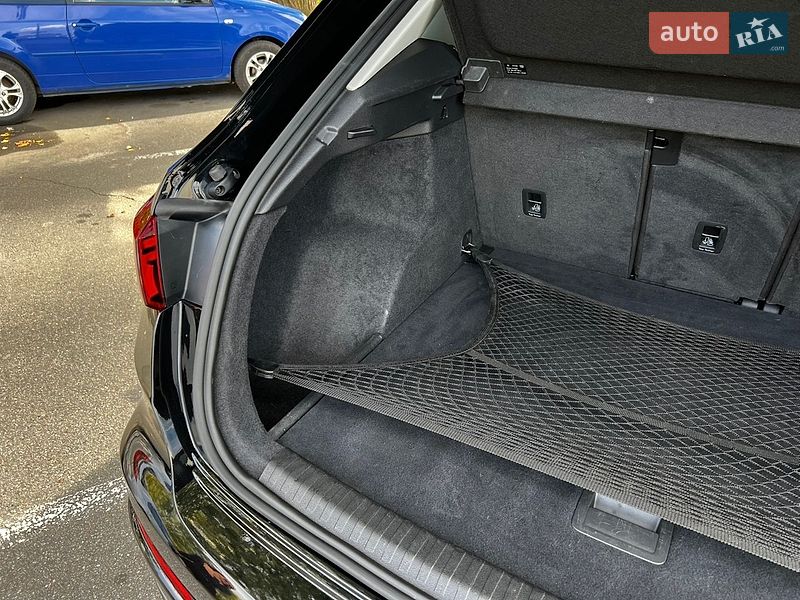Позашляховик / Кросовер Audi Q3 2022 в Києві