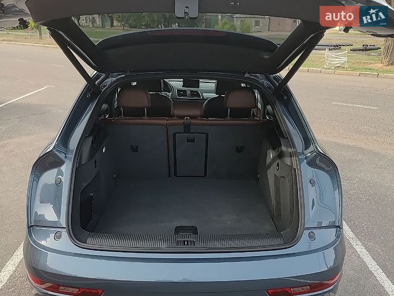 Внедорожник / Кроссовер Audi Q3 2018 в Николаеве