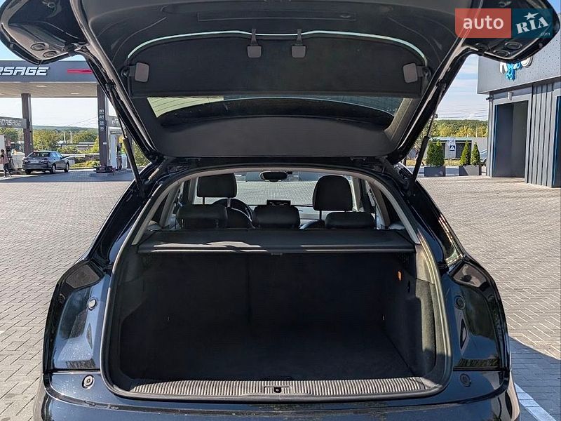 Внедорожник / Кроссовер Audi Q3 2014 в Каменец-Подольском