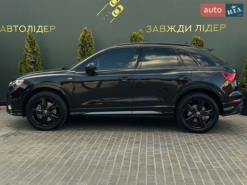 Позашляховик / Кросовер Audi Q3 2019 в Одесі