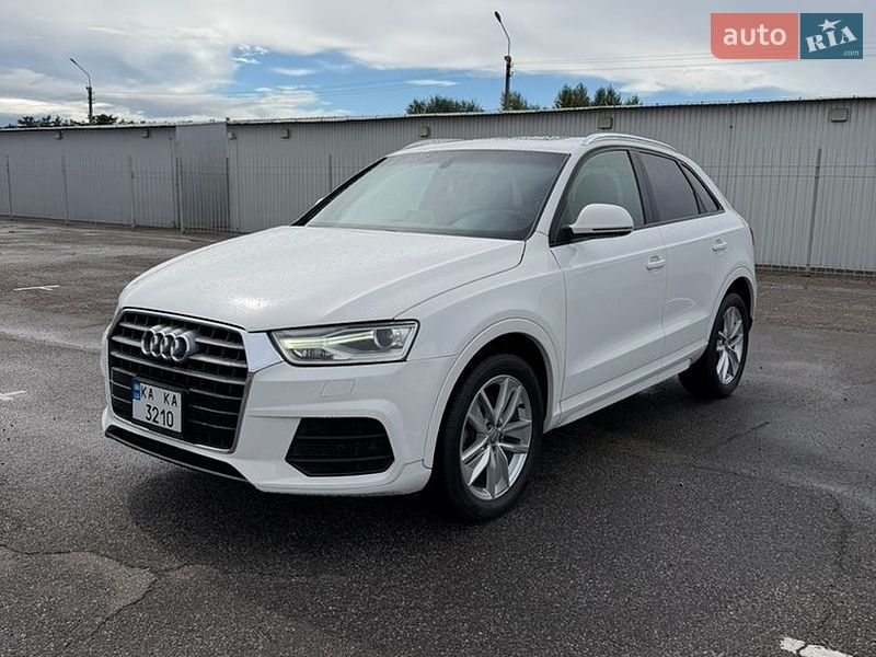 Позашляховик / Кросовер Audi Q3 2016 в Києві