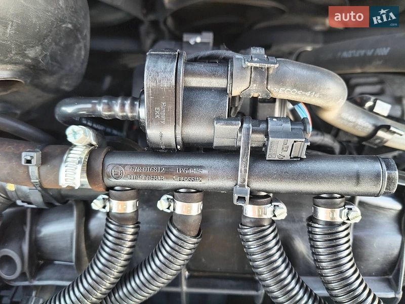 Позашляховик / Кросовер Audi Q3 2015 в Дніпрі фото 35 Позашляховик / Кросовер Audi Q3 2015 в Дніпрі