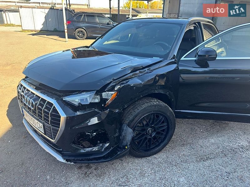 Позашляховик / Кросовер Audi Q3 2020 в Житомирі