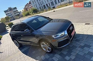 Внедорожник / Кроссовер Audi Q3 2018 в Ужгороде