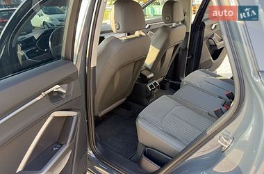 Внедорожник / Кроссовер Audi Q3 2021 в Тернополе