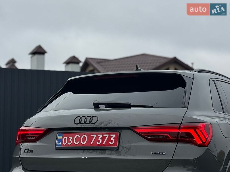 Внедорожник / Кроссовер Audi Q3 2024 в Тернополе