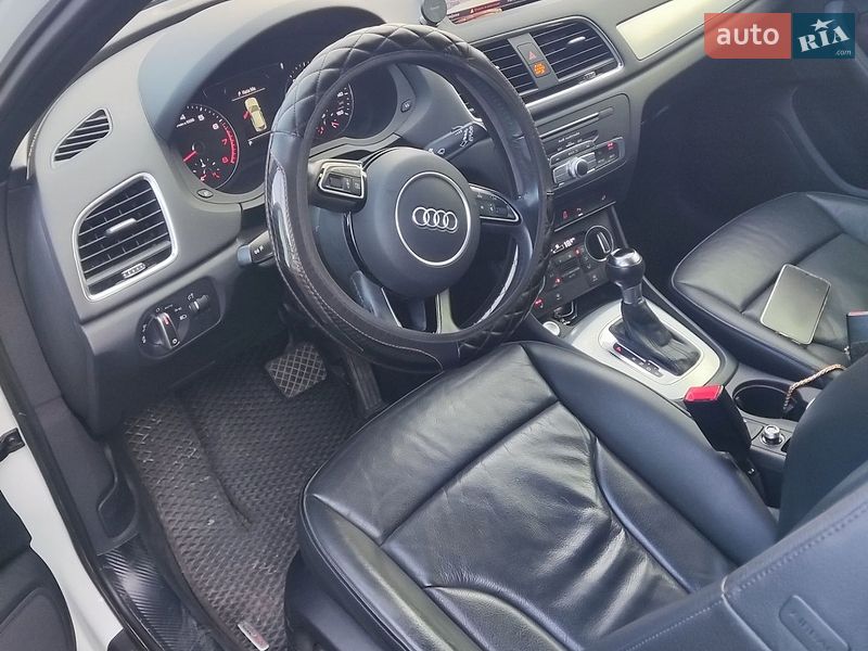 Внедорожник / Кроссовер Audi Q3 2018 в Владимирце