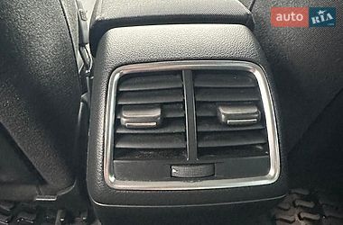 Внедорожник / Кроссовер Audi Q3 2016 в Киеве