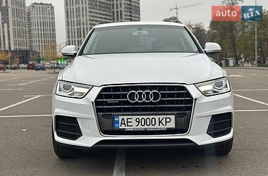 Внедорожник / Кроссовер Audi Q3 2016 в Киеве