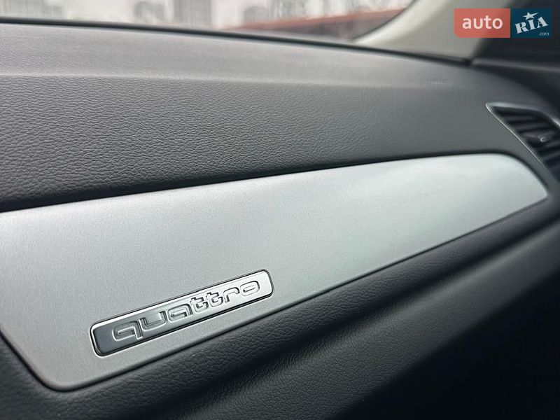 Внедорожник / Кроссовер Audi Q3 2016 в Киеве