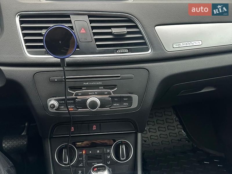 Внедорожник / Кроссовер Audi Q3 2016 в Киеве