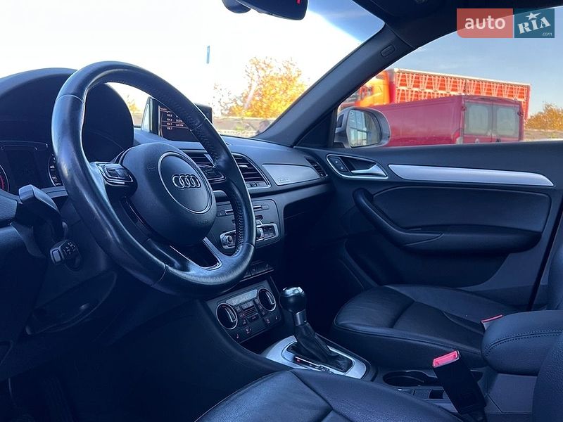 Позашляховик / Кросовер Audi Q3 2015 в Львові фото 12 Позашляховик / Кросовер Audi Q3 2015 в Львові