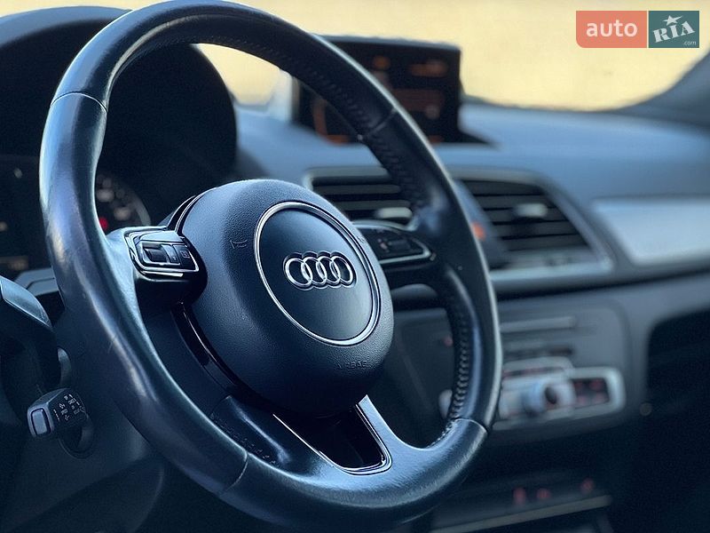 Позашляховик / Кросовер Audi Q3 2015 в Львові фото 13 Позашляховик / Кросовер Audi Q3 2015 в Львові