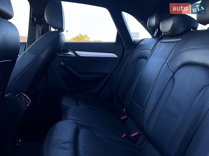 Позашляховик / Кросовер Audi Q3 2015 в Львові фото 33 Позашляховик / Кросовер Audi Q3 2015 в Львові
