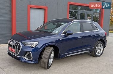 Внедорожник / Кроссовер Audi Q3 2022 в Борисполе
