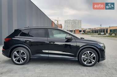 Внедорожник / Кроссовер Audi Q4 e-tron 2021 в Хмельницком