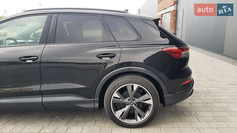 Позашляховик / Кросовер Audi Q4 e-tron 2021 в Хмельницькому