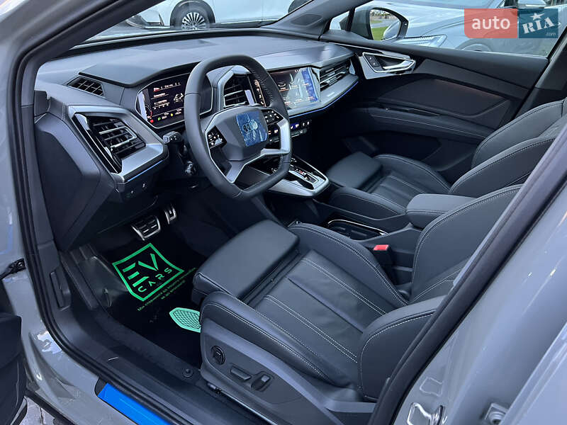 Позашляховик / Кросовер Audi Q4 e-tron 2023 в Івано-Франківську
