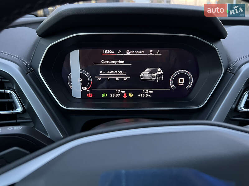 Позашляховик / Кросовер Audi Q4 e-tron 2023 в Івано-Франківську