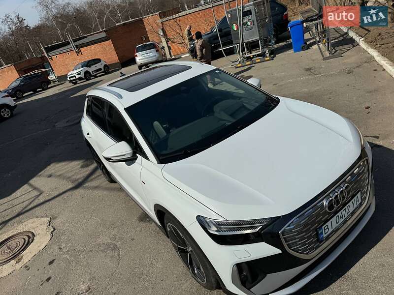 Внедорожник / Кроссовер Audi Q4 e-tron 2021 в Полтаве