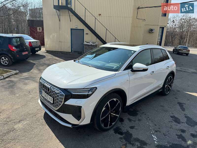 Внедорожник / Кроссовер Audi Q4 e-tron 2021 в Полтаве