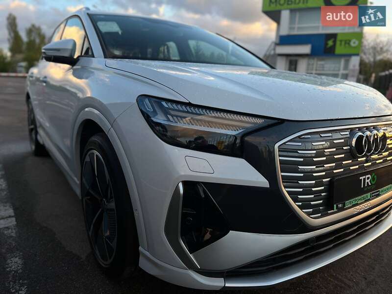Внедорожник / Кроссовер Audi Q4 e-tron 2023 в Житомире