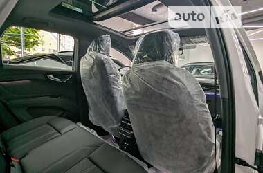 Внедорожник / Кроссовер Audi Q4 e-tron 2024 в Киеве