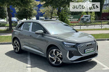 Внедорожник / Кроссовер Audi Q4 e-tron 2024 в Хмельницком