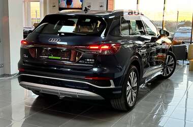 Позашляховик / Кросовер Audi Q4 e-tron 2024 в Києві