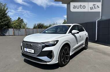 Внедорожник / Кроссовер Audi Q4 e-tron 2023 в Львове