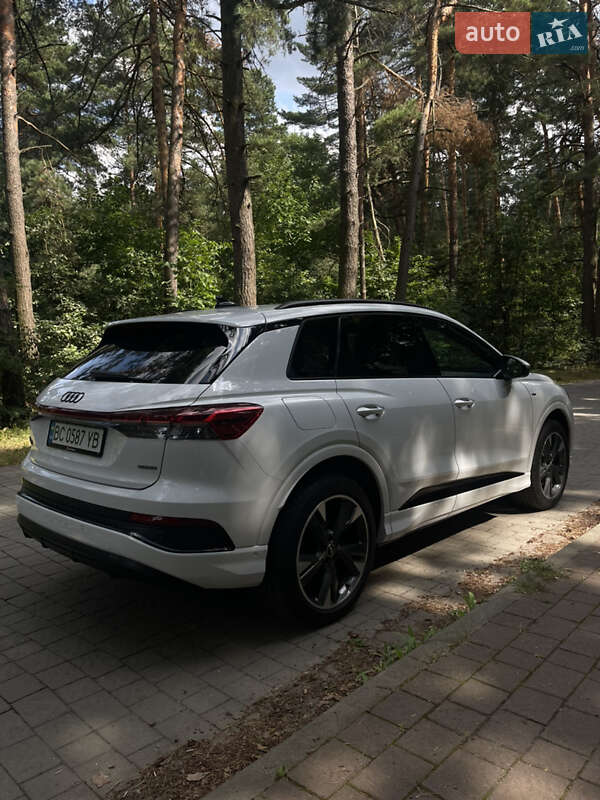Позашляховик / Кросовер Audi Q4 e-tron 2023 в Львові