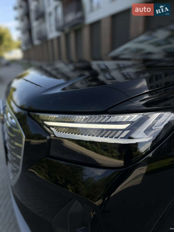 Внедорожник / Кроссовер Audi Q4 e-tron 2023 в Львове