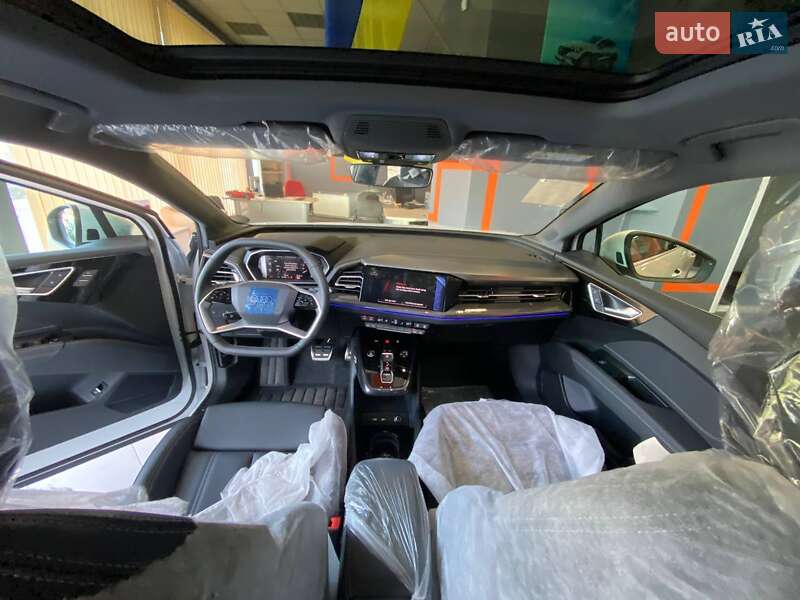 Внедорожник / Кроссовер Audi Q4 e-tron 2024 в Харькове