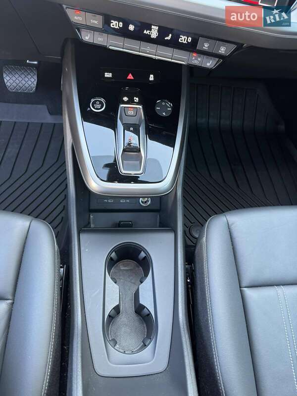 Внедорожник / Кроссовер Audi Q4 e-tron 2022 в Трускавце