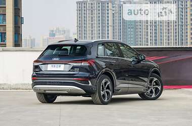 Позашляховик / Кросовер Audi Q4 e-tron 2023 в Києві