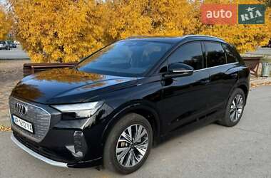 Позашляховик / Кросовер Audi Q4 e-tron 2022 в Запоріжжі