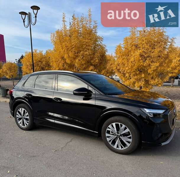 Внедорожник / Кроссовер Audi Q4 e-tron 2022 в Запорожье