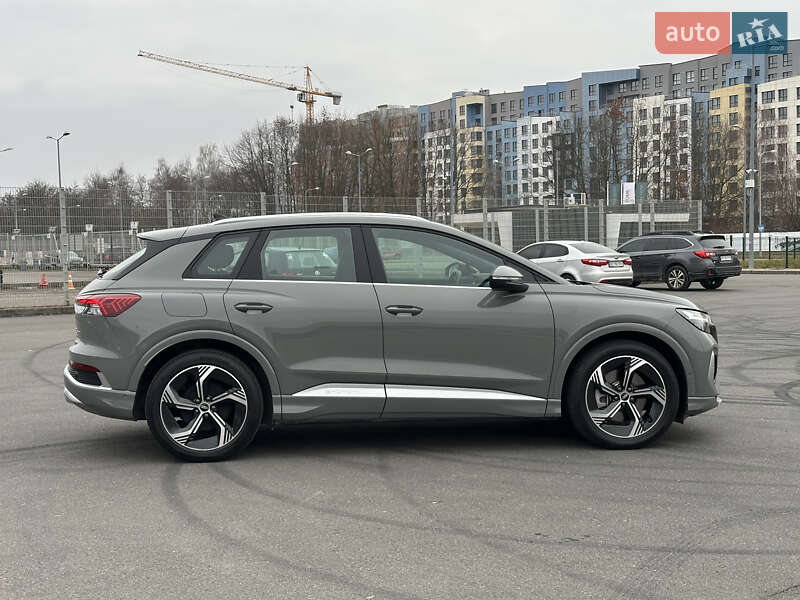 Позашляховик / Кросовер Audi Q4 e-tron 2023 в Львові