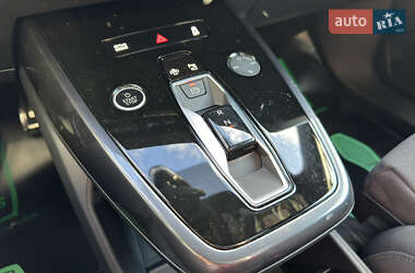 Внедорожник / Кроссовер Audi Q4 e-tron 2025 в 
