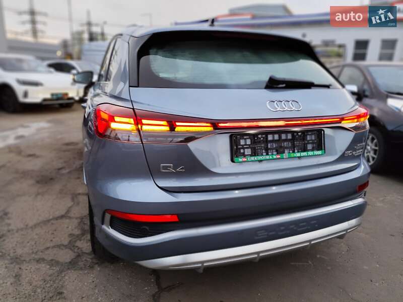 Внедорожник / Кроссовер Audi Q4 e-tron 2023 в Киеве