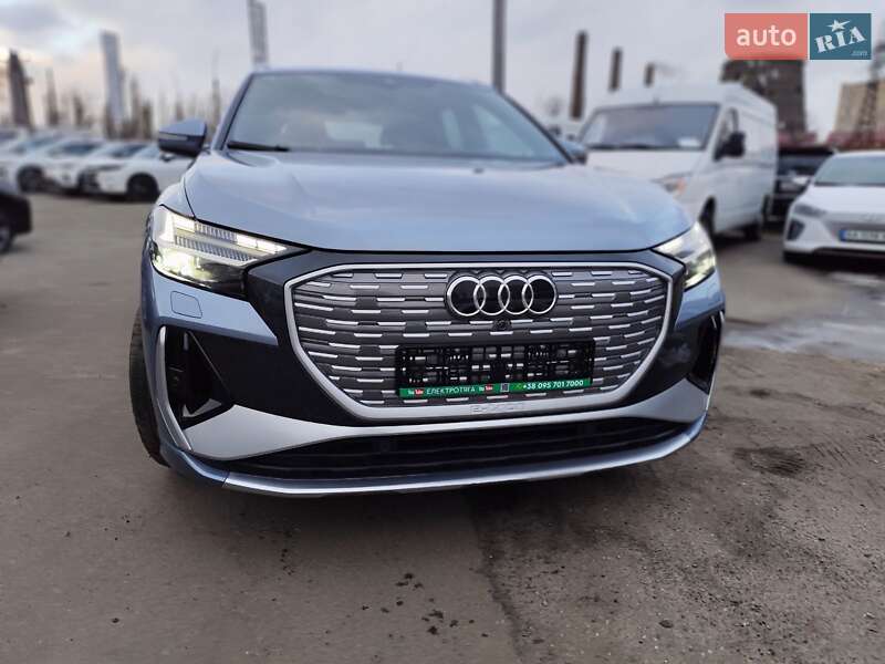 Внедорожник / Кроссовер Audi Q4 e-tron 2023 в Киеве